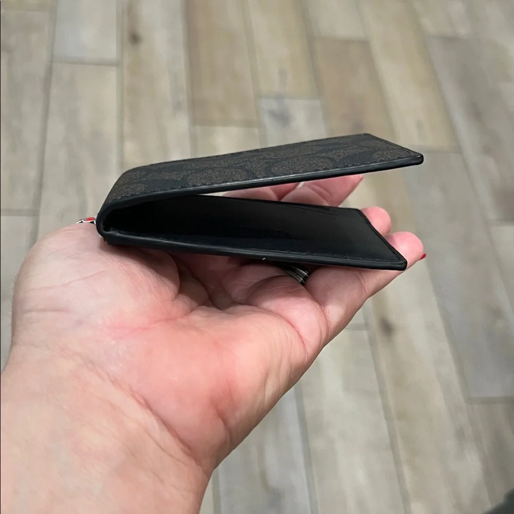 COACH Men's Card Holder.